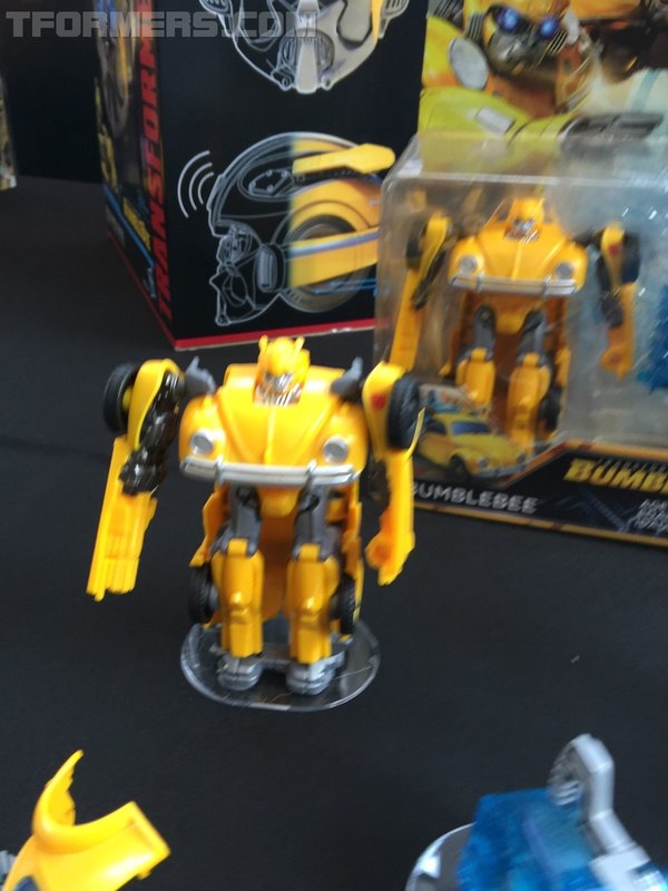 Sdcc 2018 New Bumblebee Energon Igniters Movie Toys From Hasbro  (31 of 49)